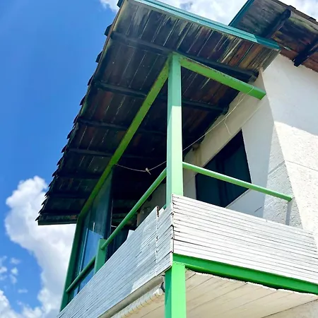 Ambel 샬레 Dhërmi