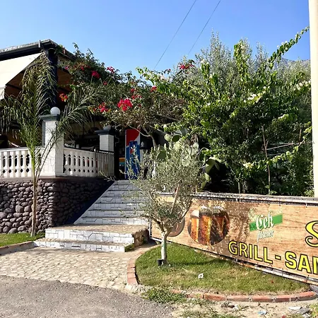 Ambel 샬레 Dhërmi